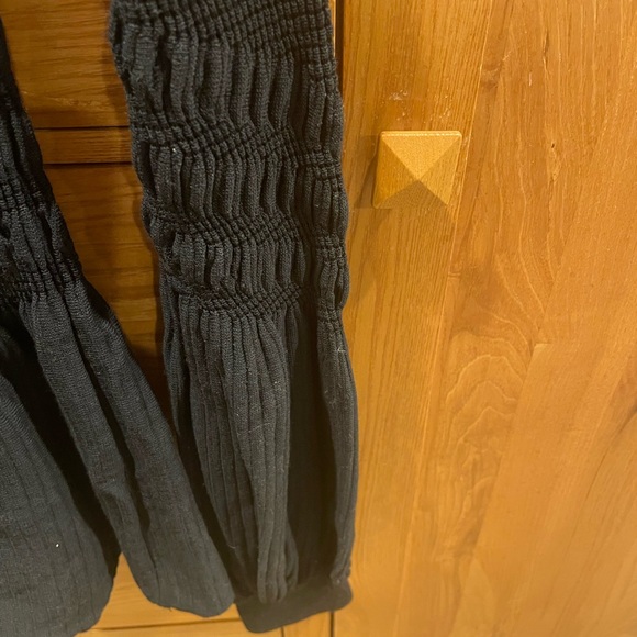 Jonathan Simkai Black Long Sleeve gorgeous top. Size small. Never worn, no tags - Picture 7 of 11
